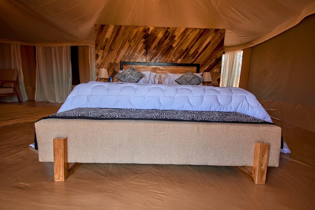  Moyo tented camp 